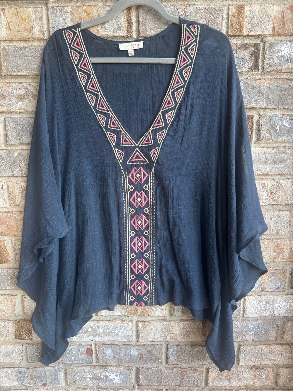 Umgee Navy Embroidered V-Neck Tunic with Pink & Cream Accents